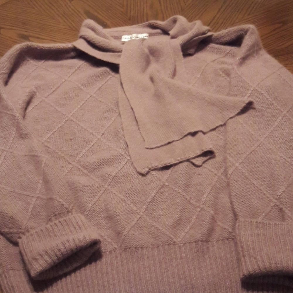 Cashmere Necktie sweater
